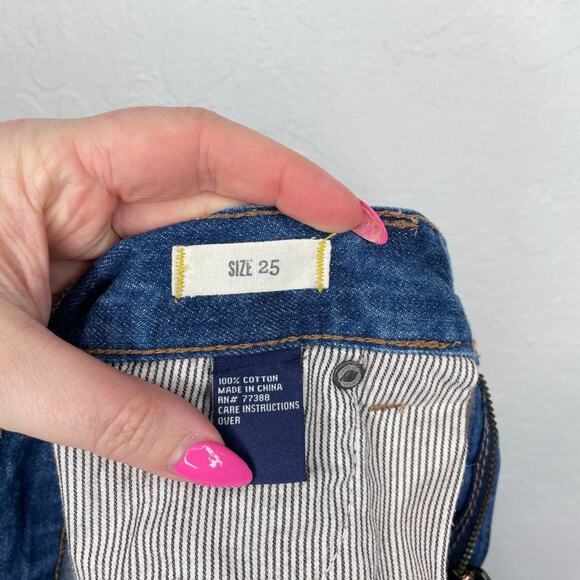 Madewell Mid Rise Medium Wash Denim Cutoff Blue Jean Fray Hem Shorts Size 25 - Picture 6 of 14